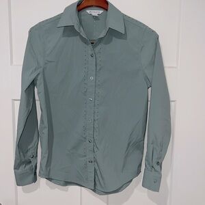 Athleta Midtown II Lasercut Minimalist Long Sleeve Button Up Sz XS